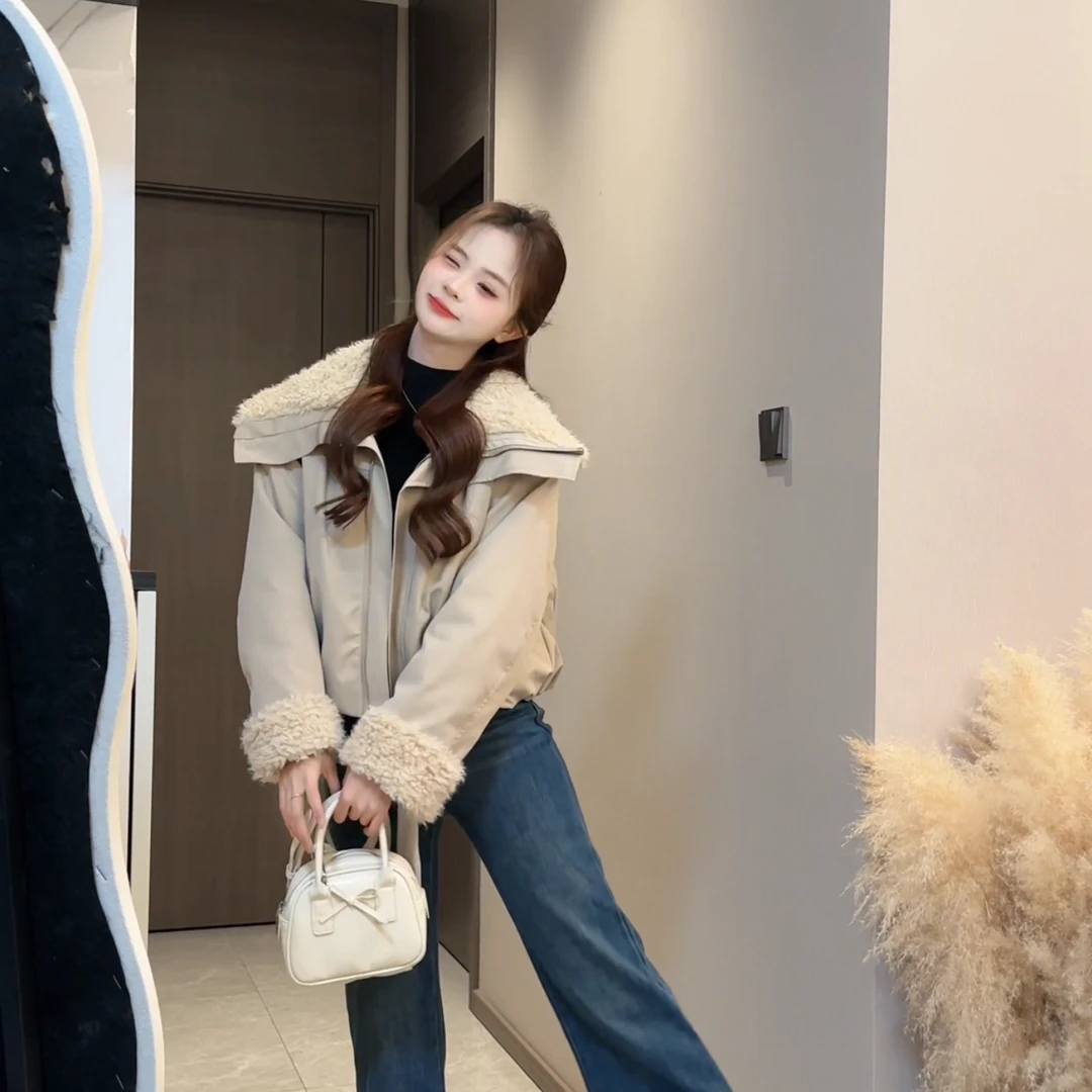 翻领短款冬季保暖女派克服百搭韩版短外套8881