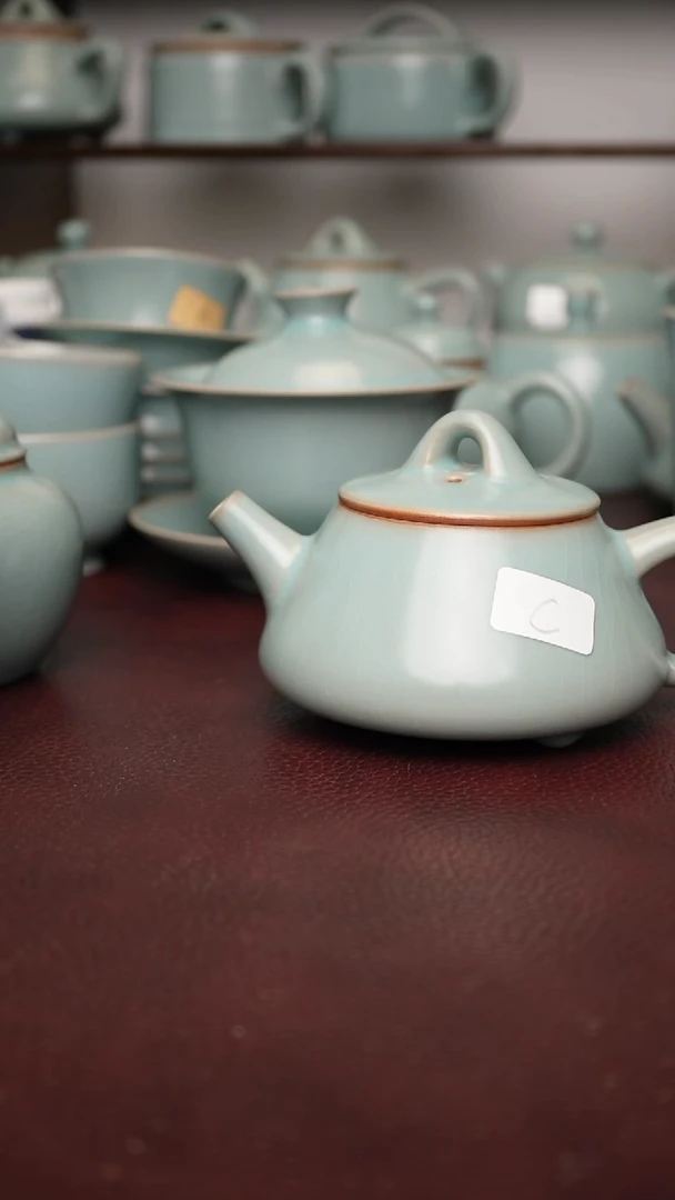 摆件瓷卜*3级黄金