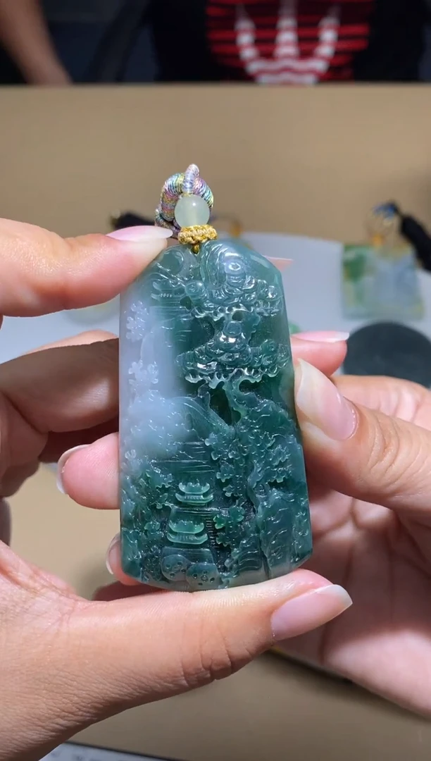未镶嵌定制翡翠挂件