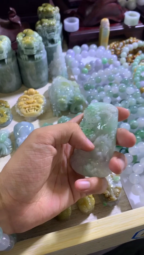 未镶嵌摆件翡翠用****3翡翠摆件