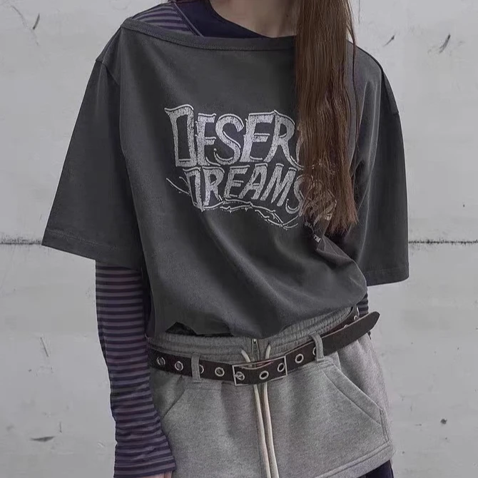 韩货-【漫画女孩】初夏简约休闲慵懒酷飒小众设计感T恤/3099