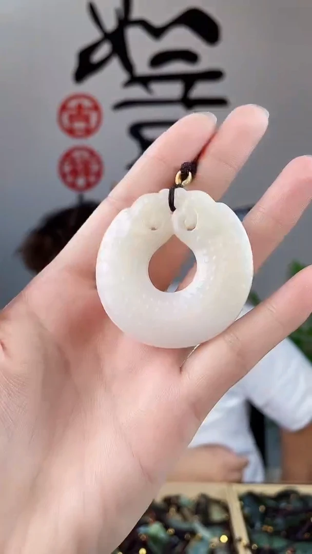 和田玉未镶嵌挂件拍一发一，多样性发货