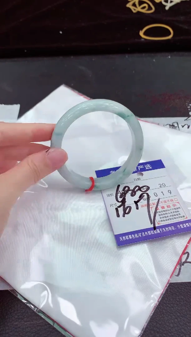 翡翠手镯未镶嵌111111111