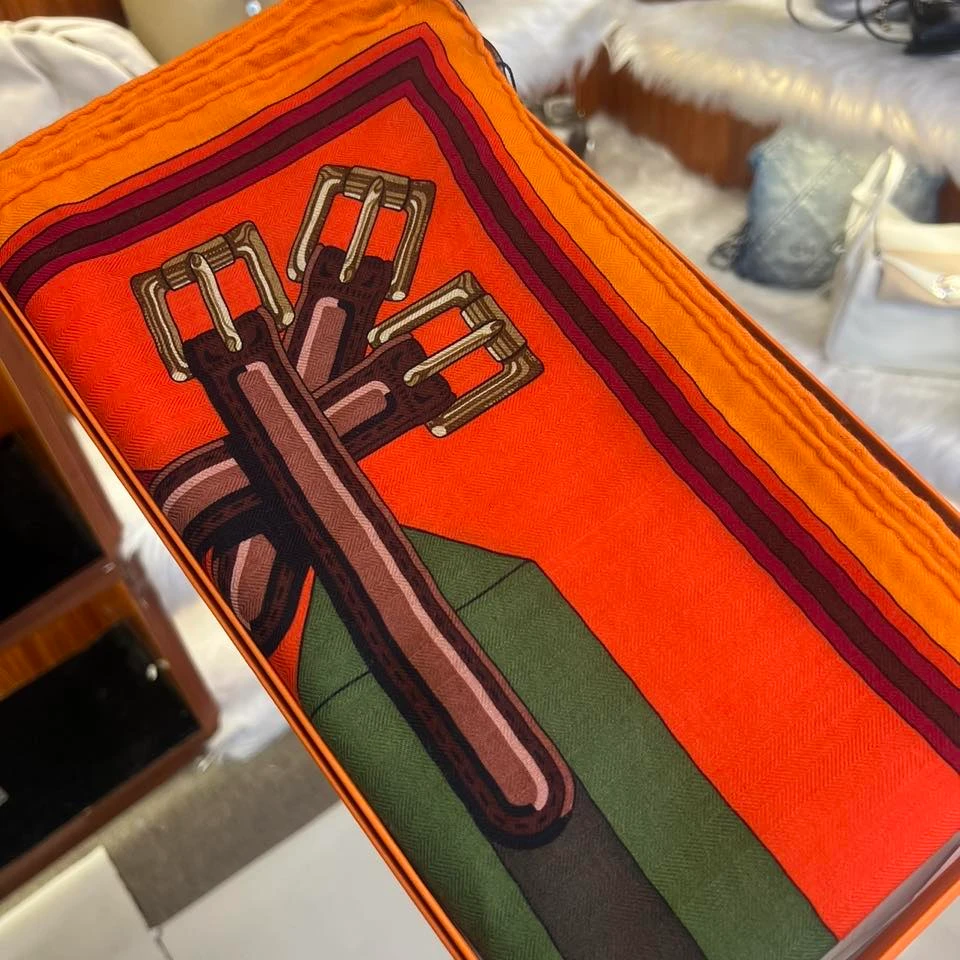 未使用 Hermes/爱马仕 活动-1000【念念】“骏马的术带 系列 140披肩