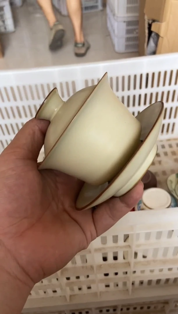 摆件摄影的产品有使用过的痕迹有点脏介意勿拍