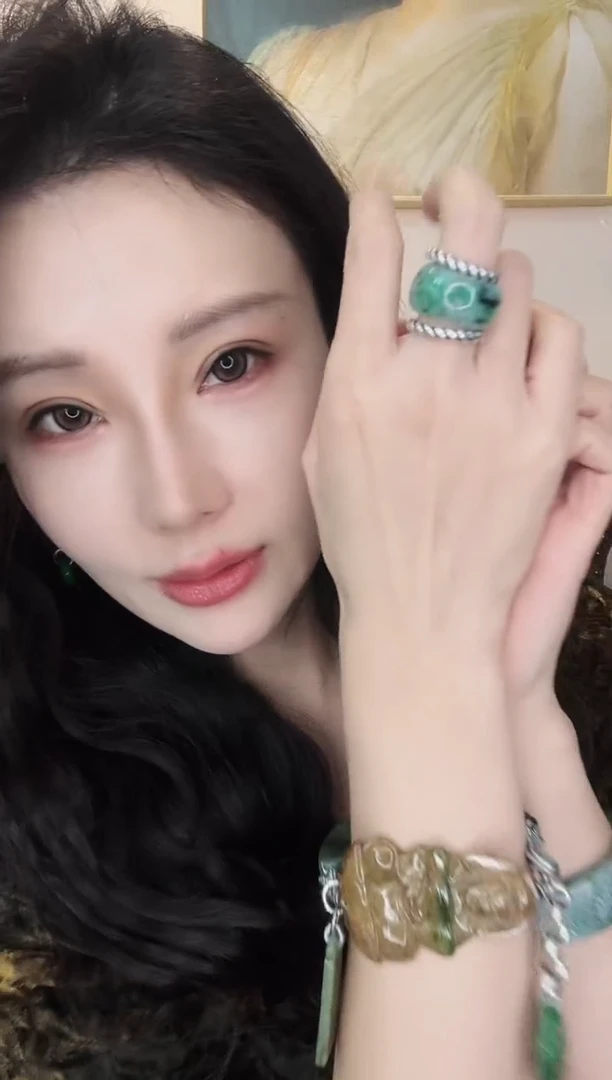 颈饰未镶嵌翡翠晴**里翡翠E047