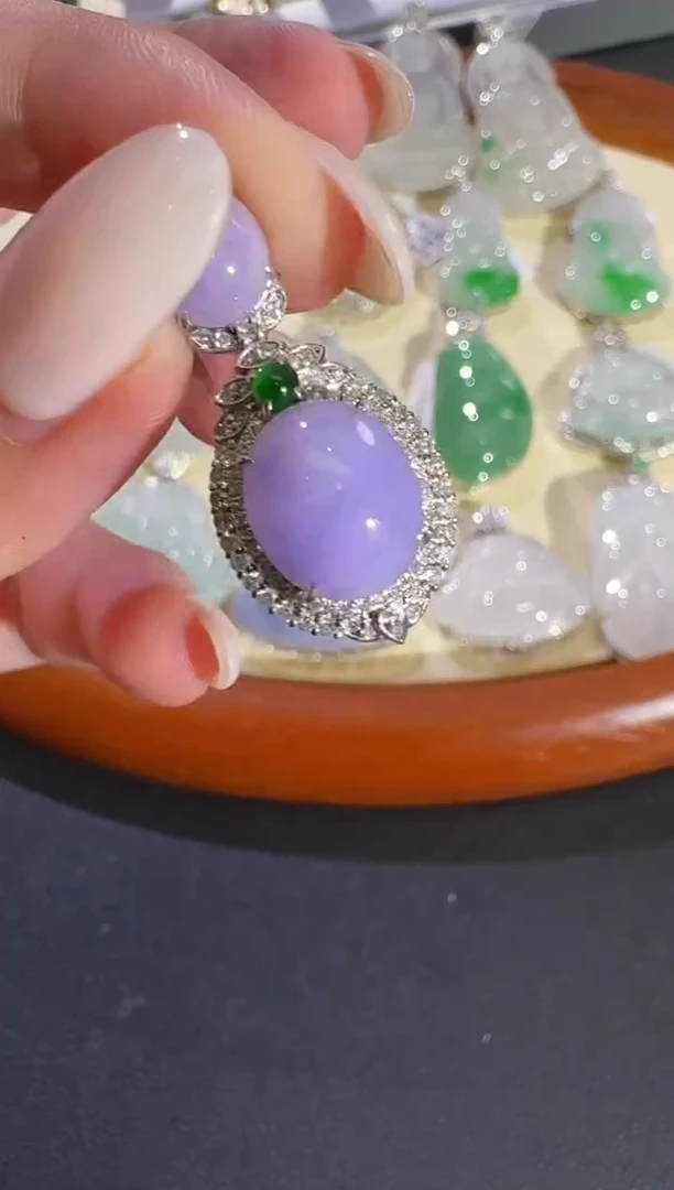 吊坠(不含链)18K金镶嵌翡翠【源头工厂】钻石镶嵌