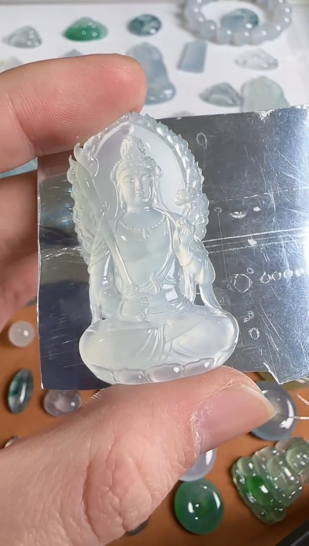 吊坠(不含链)未镶嵌翡翠.