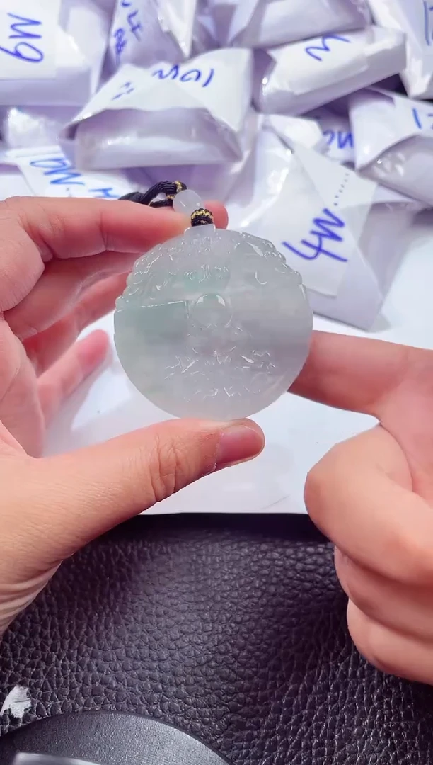 颈饰未镶嵌翡翠00001068