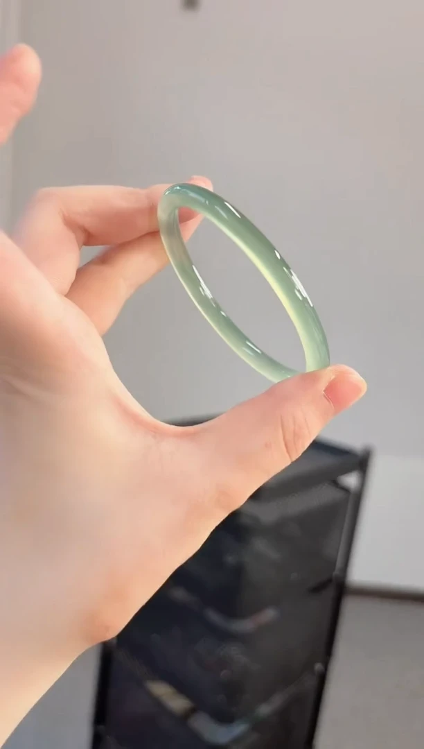 玛瑙/玉髓手镯未镶嵌50-62圈下单备注圈口