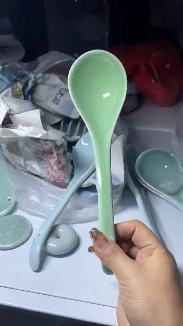 【闪购商品】梅子青汤勺 特价 微瑕 慧仙青瓷