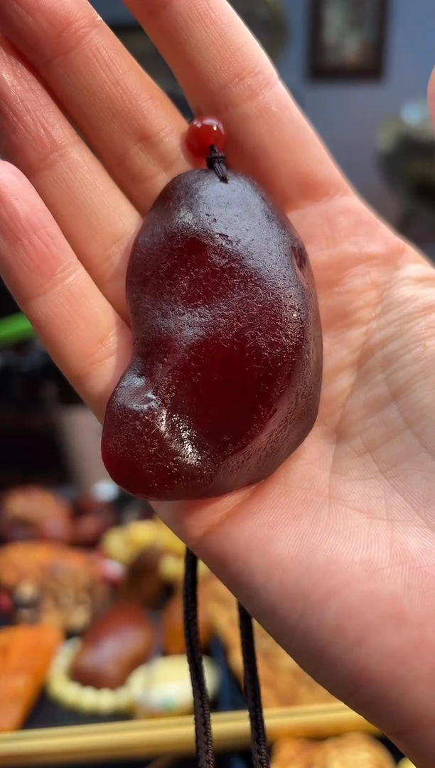 琥珀颈饰未镶嵌吊坠