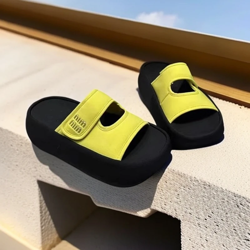 爆款厚底一字拖鞋女2025新款夏季魔术贴松糕底百搭拖鞋女鞋外穿