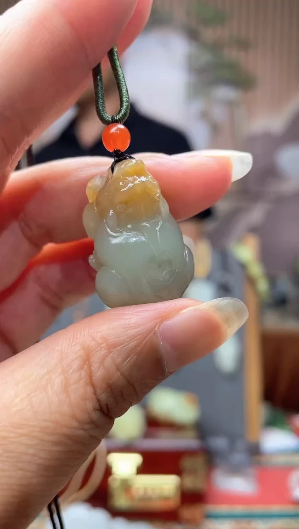 和田玉未镶嵌颈饰拍一发一