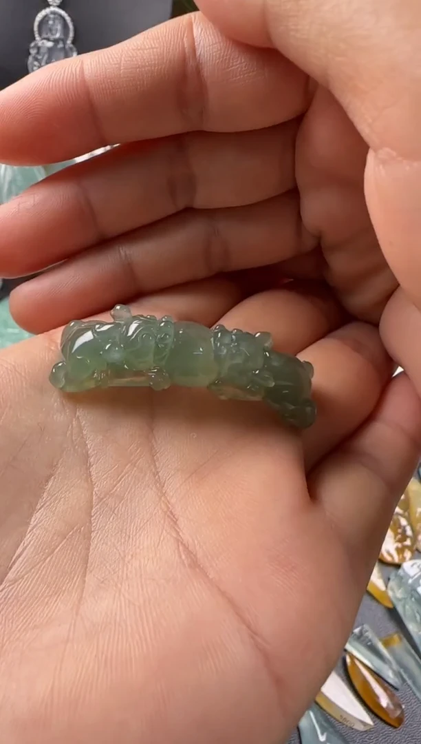 未镶嵌定制翡翠天然翡翠