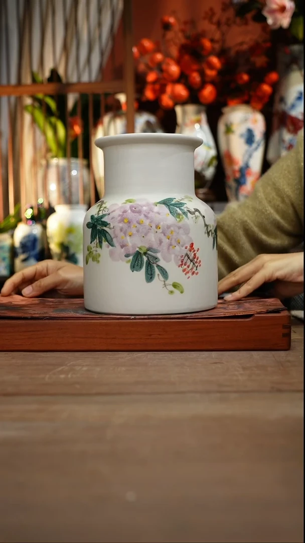 当代景德镇设计师釉下手绘陶瓷花瓶
