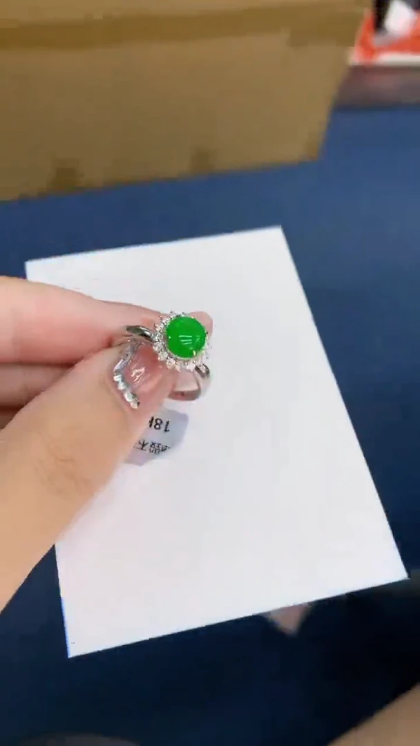 翡翠18K金镶嵌吊坠(不含链)知*H1