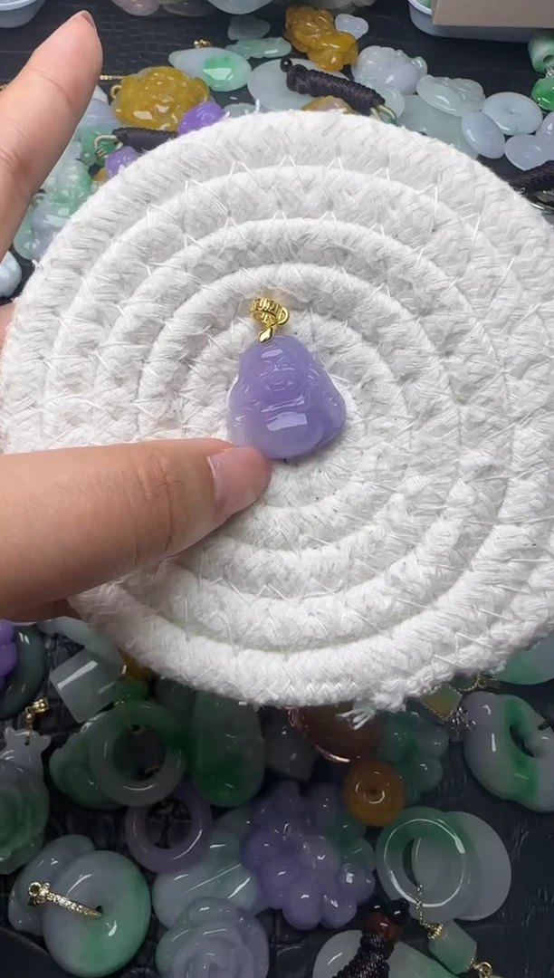 颈饰未镶嵌翡翠缅甸翡翠吊坠