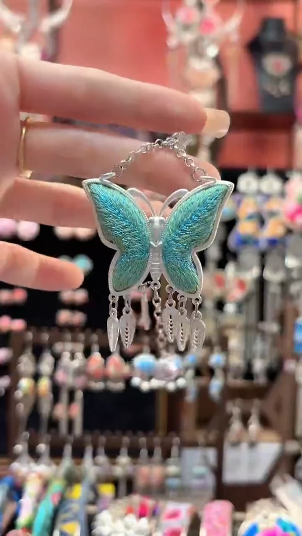 织绣 云织谣民族风精美饰品180