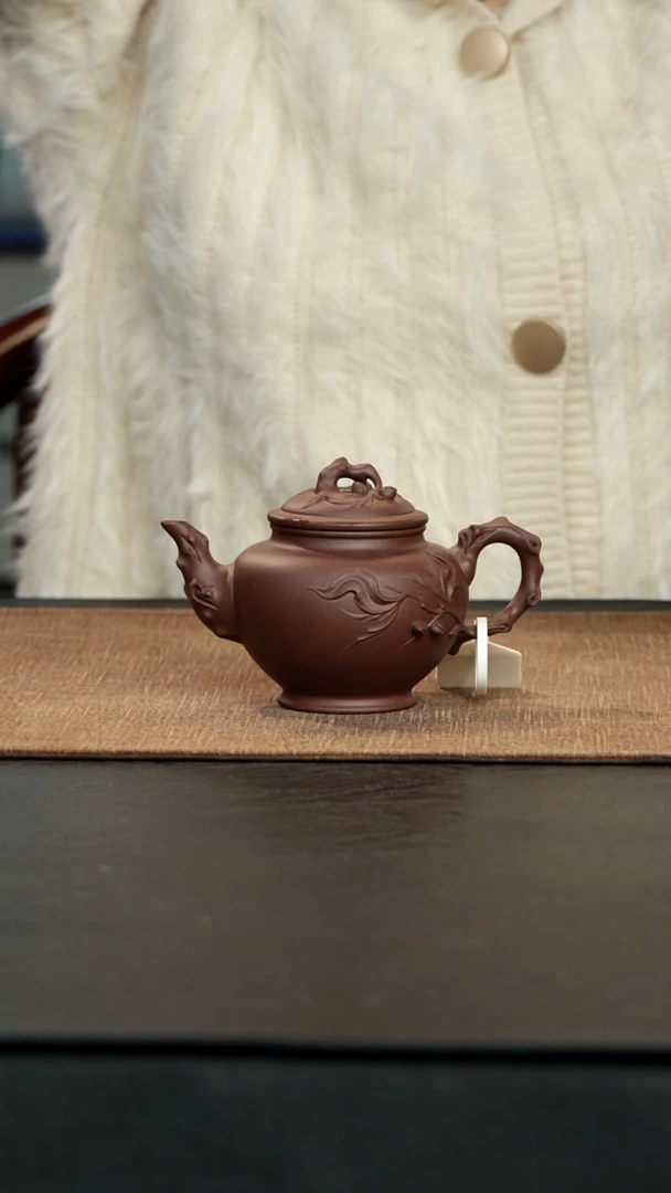 茶壶紫砂北***°底槽青桃报春200cc