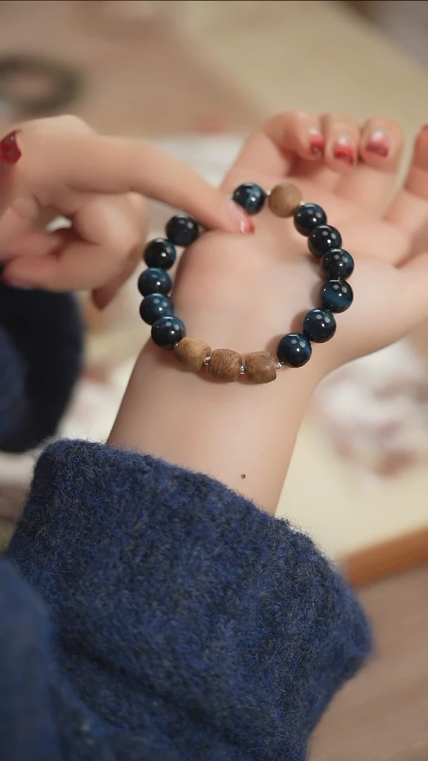 【闪购商品】沉香手串【海边】绿奇楠沉香 蓝虎眼 单圈手串