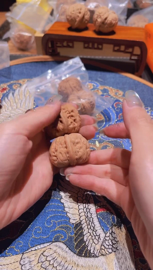 把件文玩核桃044元宝35