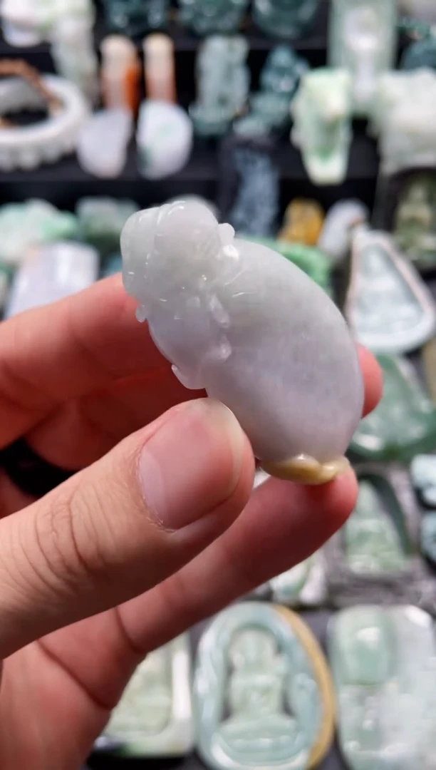 颈饰未镶嵌翡翠5  天然翡翠a货  钱袋