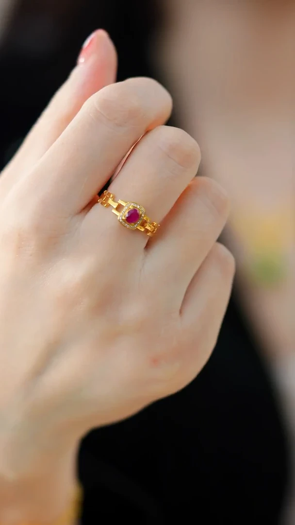 18K金镶嵌戒指红宝石红宝石戒指HNZ3831