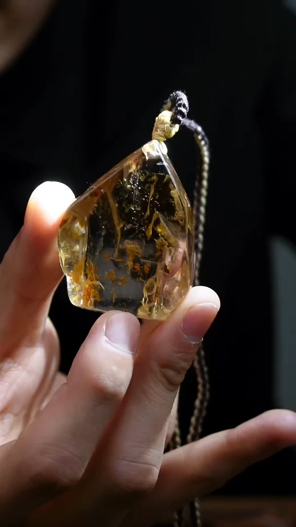 吊坠(赠链)未镶嵌水晶水晶