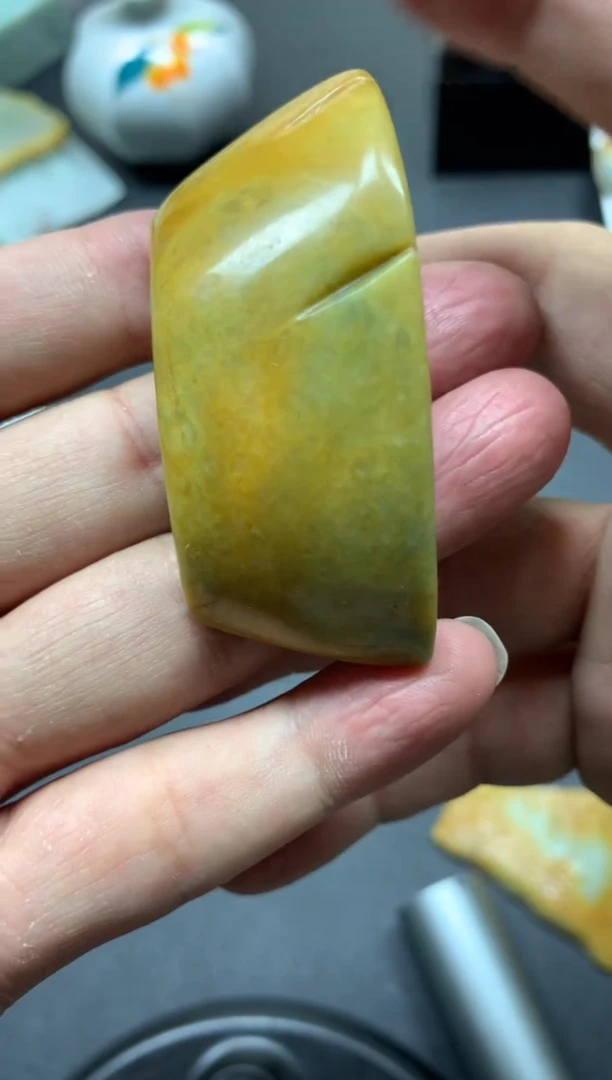 【闪购商品】翡翠颈饰未镶嵌天然翡翠A货