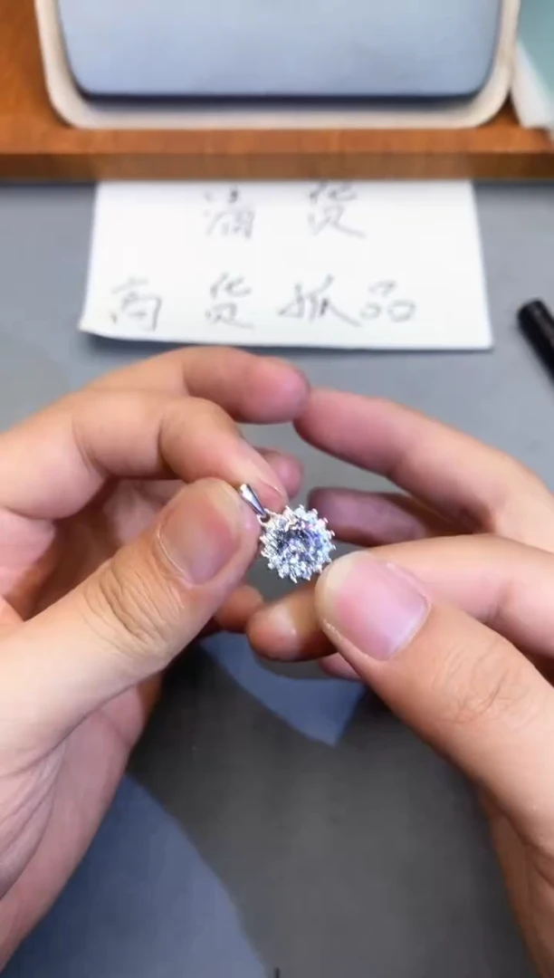 【闪购商品】石英质玉珠宝奇石合金1