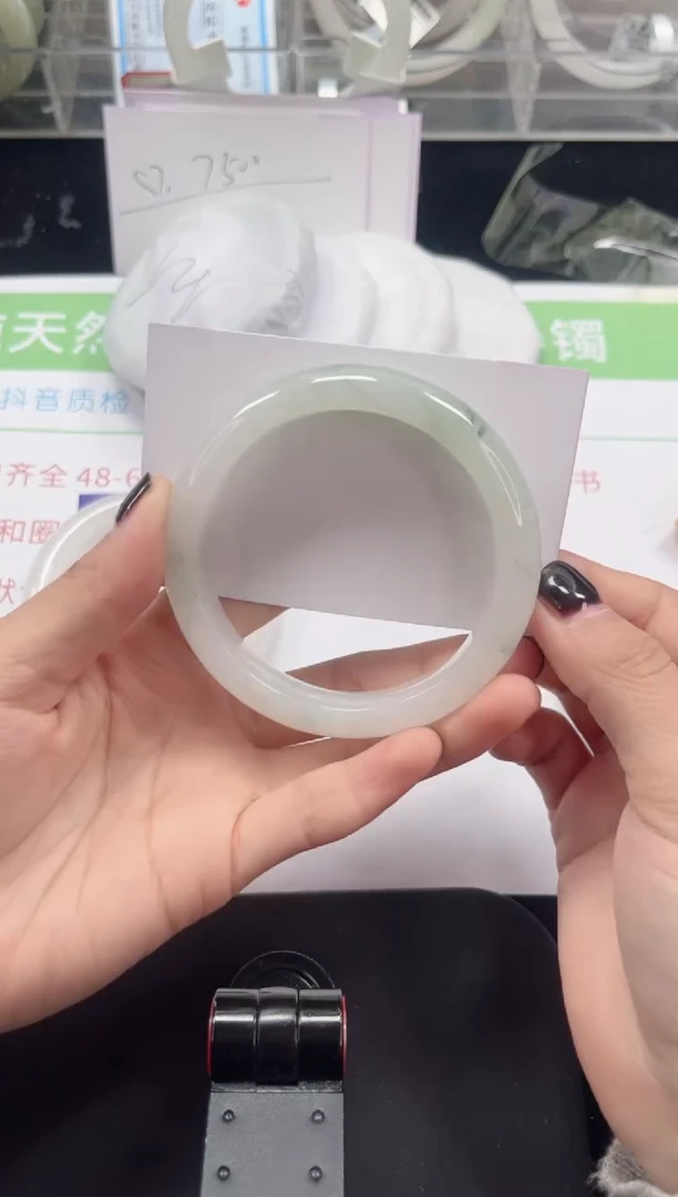 未镶嵌手镯石英质玉80-57/58