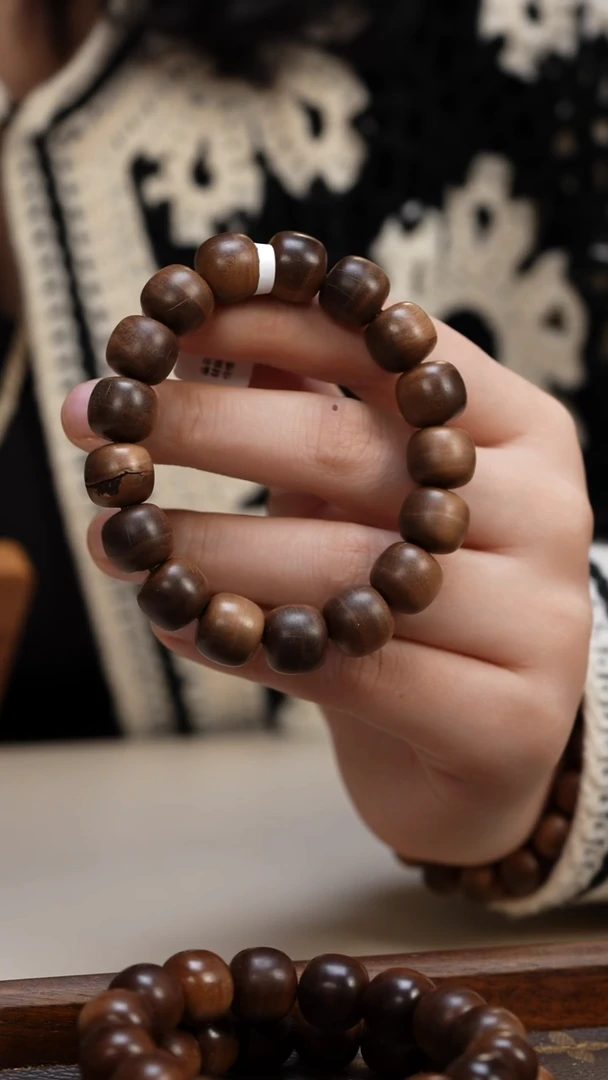 檀香木手串/手链老山檀香12*13老型多样式发其一瑕疵