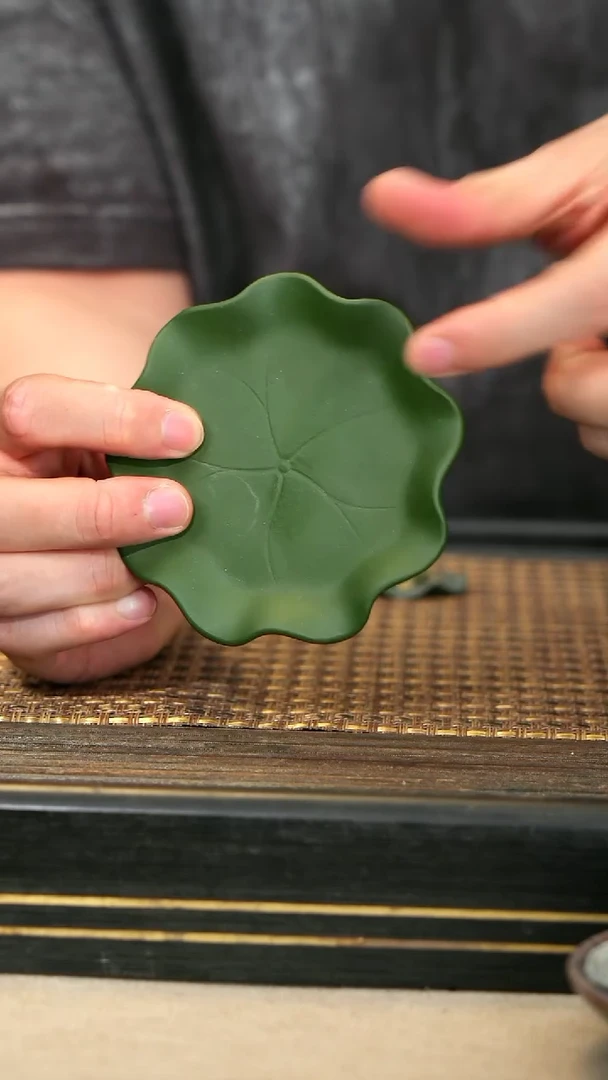 茶壶紫砂7《荷叶杯垫》民国绿