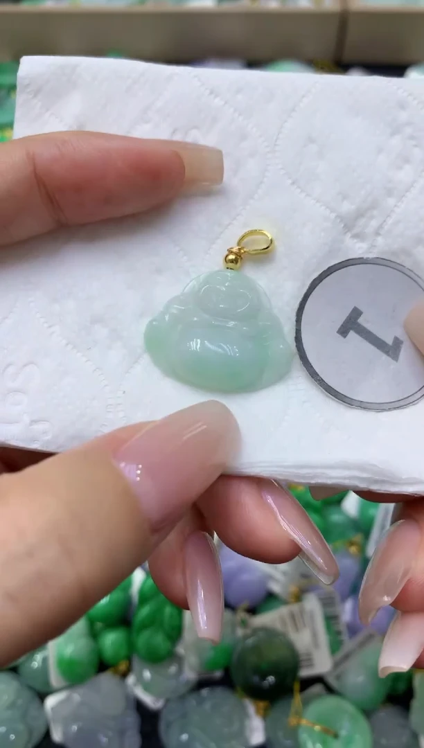 颈饰未镶嵌翡翠天然缅甸翡翠A货