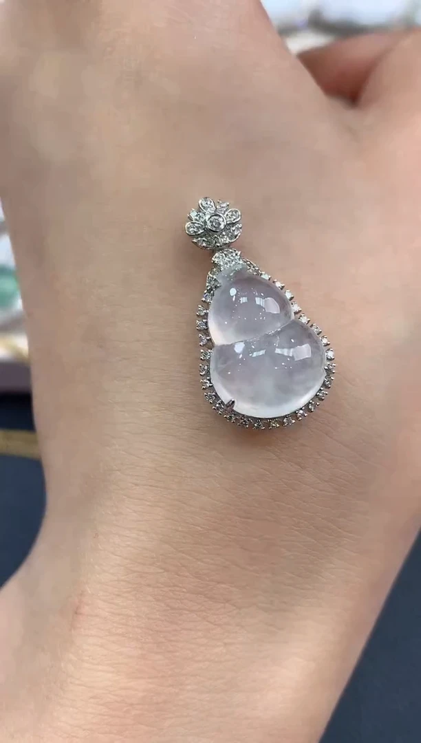 【闪购商品】翡翠吊坠(不含链)18K金镶嵌 B50