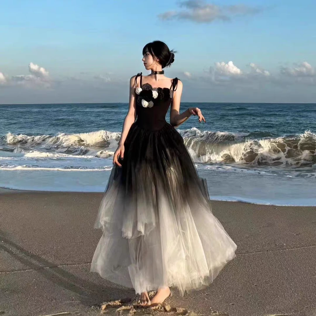 法式重工黑色渐变网纱蓬蓬连衣裙女夏季度假不规则吊带裙生日礼服