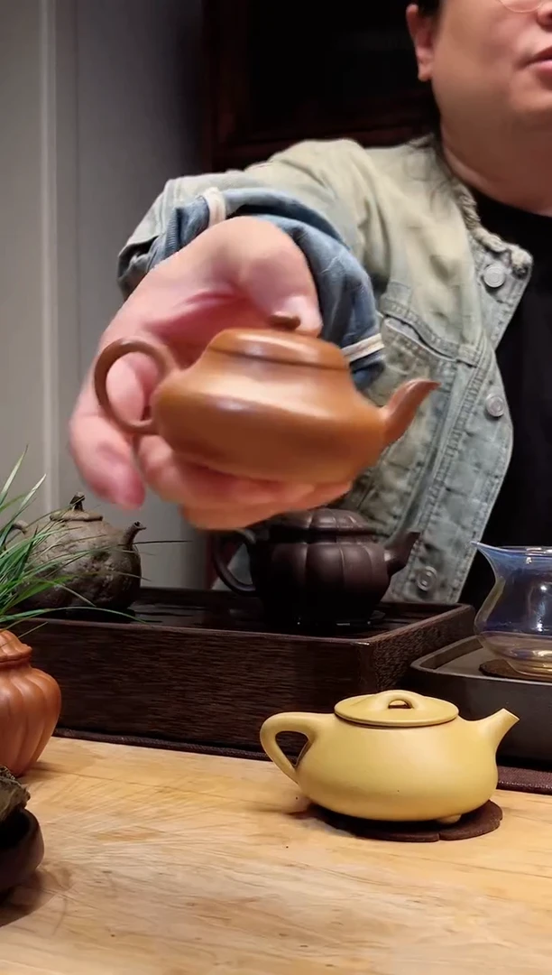 茶壶紫砂国庆特价朱泥仿老壶刻绘君德