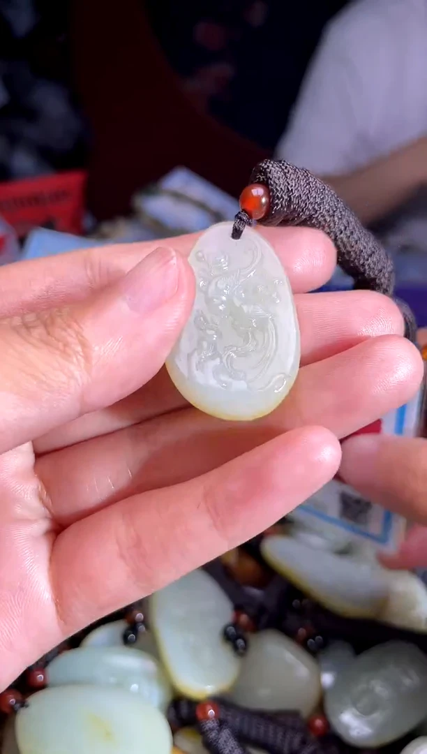 和田玉未镶嵌挂件1
