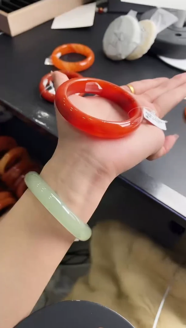 未镶嵌手镯石英质玉j11-HHB53+