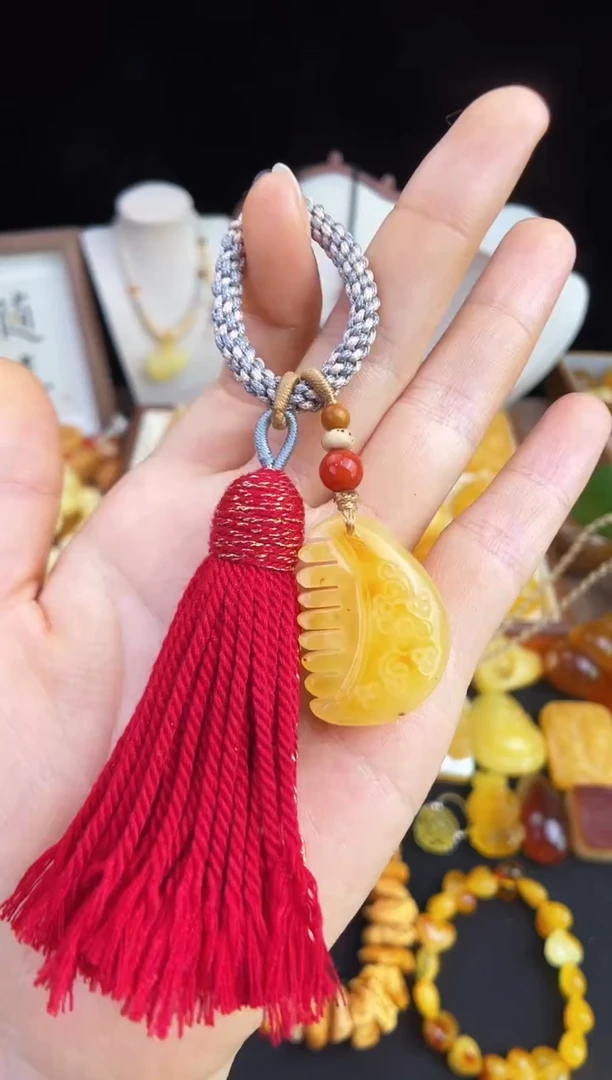 未镶嵌琥珀珠宝奇石柒月