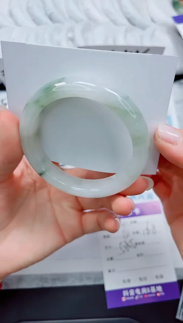 石英质玉手镯未镶嵌34-58.5