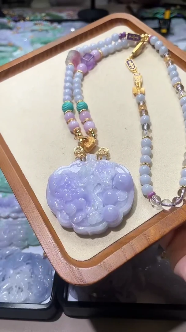 【闪购商品】翡翠颈饰未镶嵌吊坠