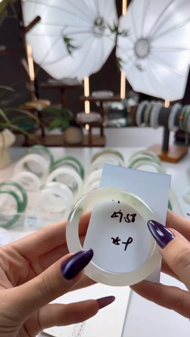 未镶嵌手镯石英质玉190//57/58