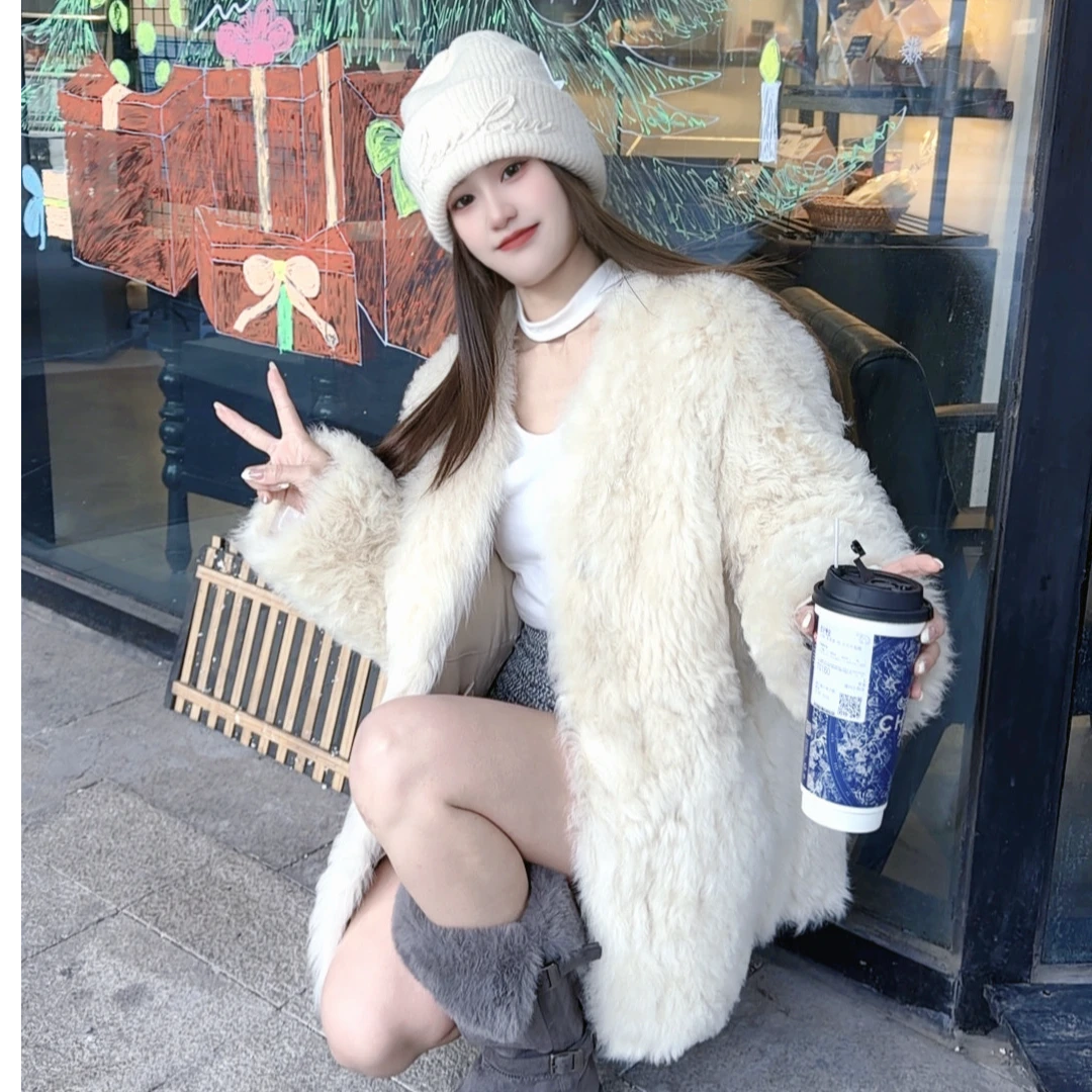 【大Q】【浪漫遐想】冬季V领托斯卡纳皮毛一体女士皮草外套-99Y011