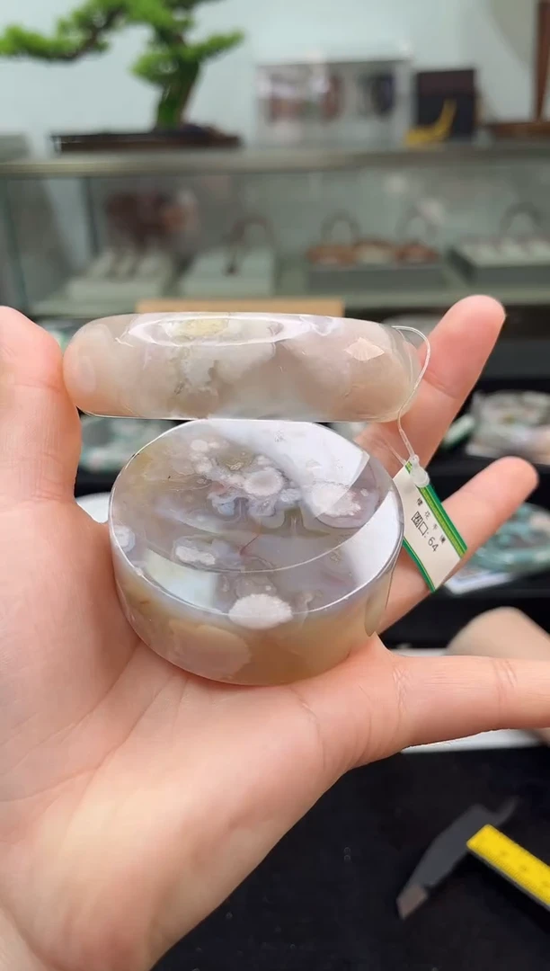 未镶嵌手镯石英质玉64圈口（赠品镯心）3009485