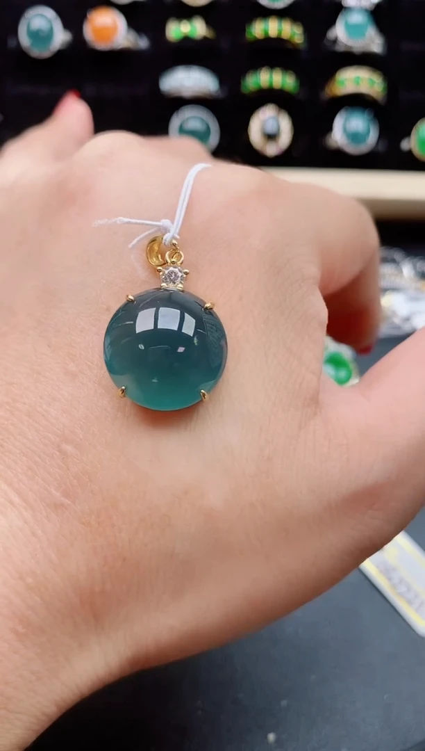 【闪购商品】翡翠吊坠(赠链)银S925镶嵌8050