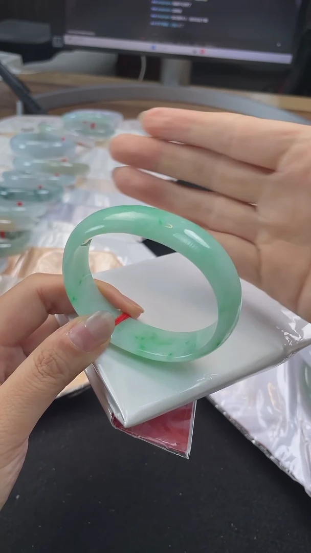 翡翠手镯未镶嵌15号-55贵妃/MY/2