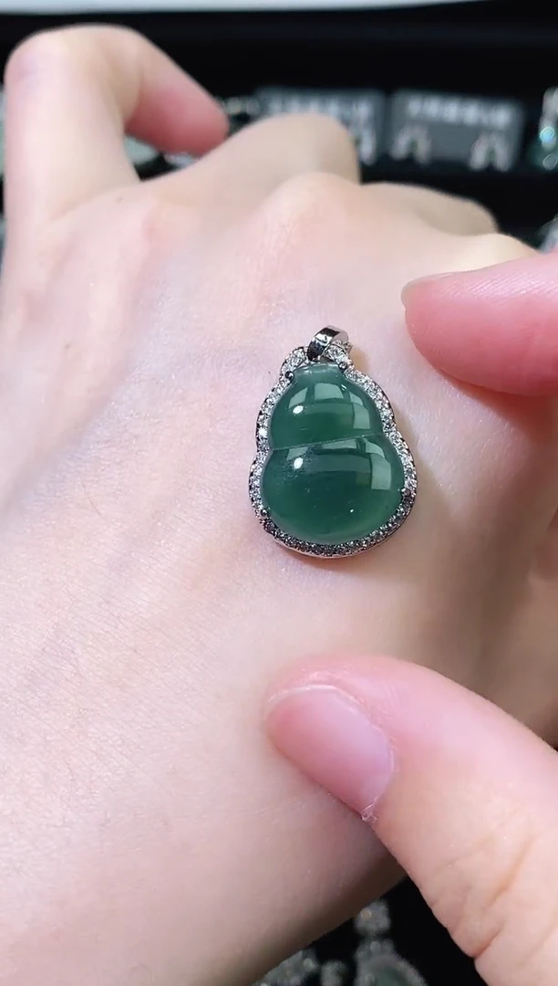 【闪购商品】翡翠未镶嵌颈饰精美翡翠-多样性只发一件H589