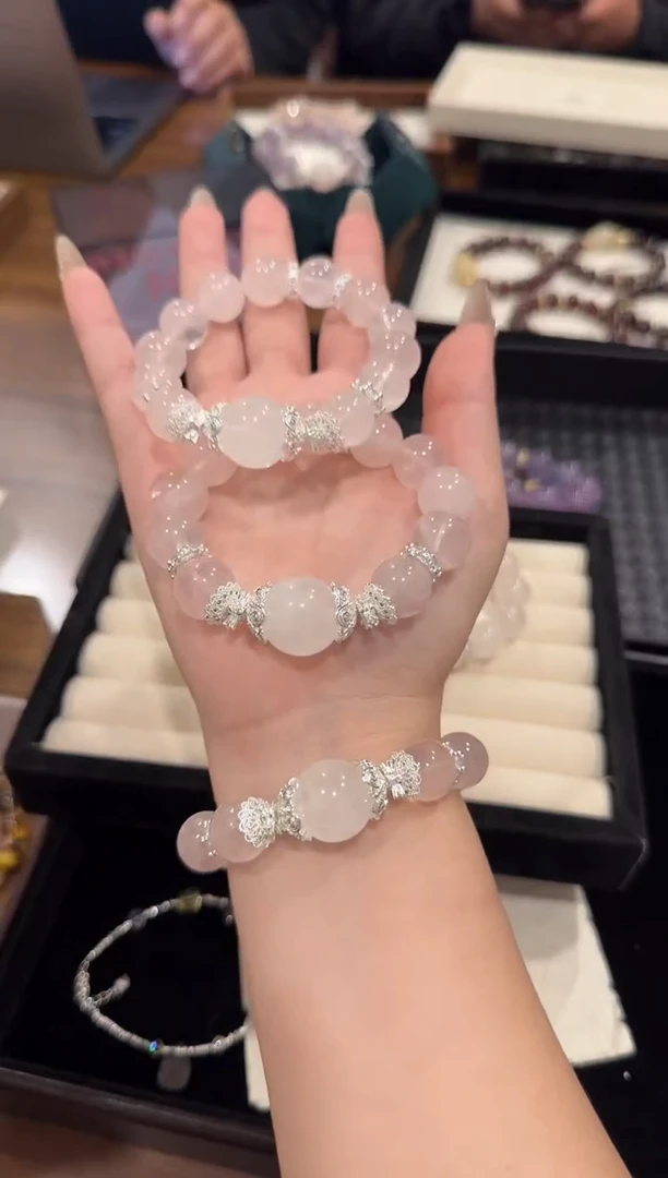 【闪购商品】水晶手链未镶嵌莫粉手链